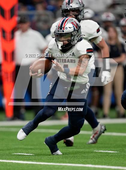 Thumbnail 1 in College Station vs. Corpus Christi Veterans Memorial (UIL 5A Division I Semifinal) photogallery.