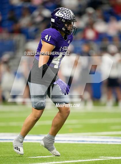 Thumbnail 3 in College Station vs. Corpus Christi Veterans Memorial (UIL 5A Division I Semifinal) photogallery.