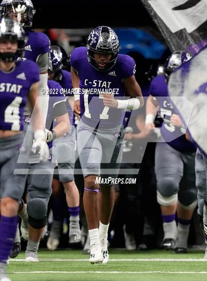 Thumbnail 3 in College Station vs. Corpus Christi Veterans Memorial (UIL 5A Division I Semifinal) photogallery.