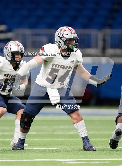 Thumbnail 2 in College Station vs. Corpus Christi Veterans Memorial (UIL 5A Division I Semifinal) photogallery.