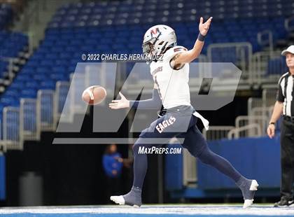 Thumbnail 2 in College Station vs. Corpus Christi Veterans Memorial (UIL 5A Division I Semifinal) photogallery.