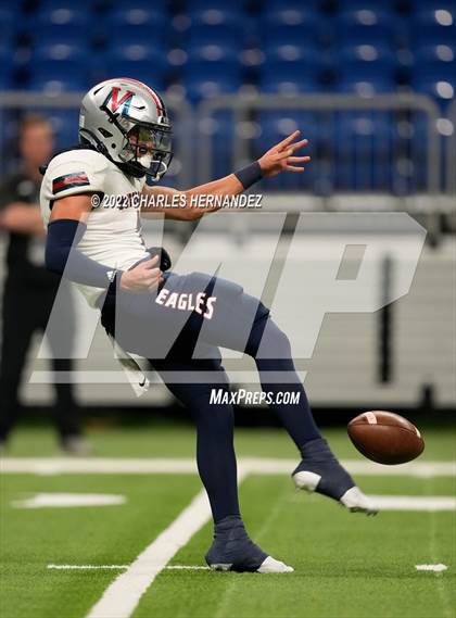 Thumbnail 3 in College Station vs. Corpus Christi Veterans Memorial (UIL 5A Division I Semifinal) photogallery.