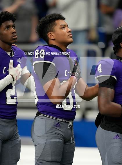 Thumbnail 3 in College Station vs. Corpus Christi Veterans Memorial (UIL 5A Division I Semifinal) photogallery.