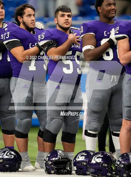 Thumbnail 2 in College Station vs. Corpus Christi Veterans Memorial (UIL 5A Division I Semifinal) photogallery.