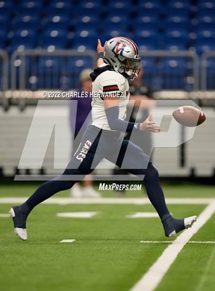 Thumbnail 3 in College Station vs. Corpus Christi Veterans Memorial (UIL 5A Division I Semifinal) photogallery.