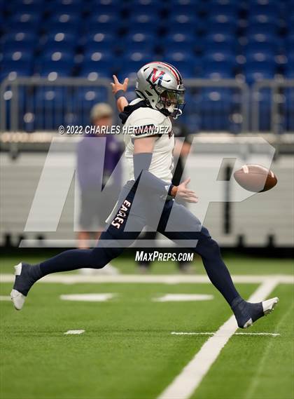 Thumbnail 1 in College Station vs. Corpus Christi Veterans Memorial (UIL 5A Division I Semifinal) photogallery.