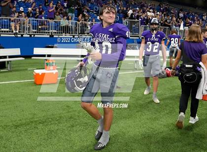 Thumbnail 3 in College Station vs. Corpus Christi Veterans Memorial (UIL 5A Division I Semifinal) photogallery.