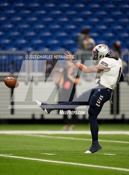 Thumbnail 3 in College Station vs. Corpus Christi Veterans Memorial (UIL 5A Division I Semifinal) photogallery.