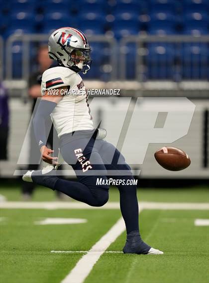 Thumbnail 1 in College Station vs. Corpus Christi Veterans Memorial (UIL 5A Division I Semifinal) photogallery.