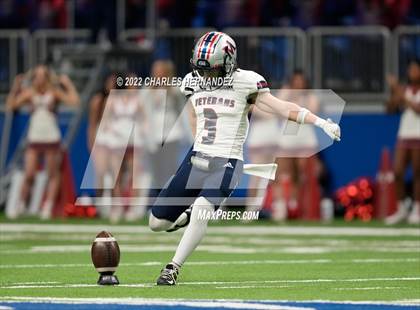 Thumbnail 2 in College Station vs. Corpus Christi Veterans Memorial (UIL 5A Division I Semifinal) photogallery.