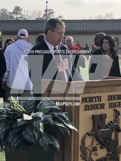 Thumbnail 3 in North Shore TOC Ceremony photogallery.