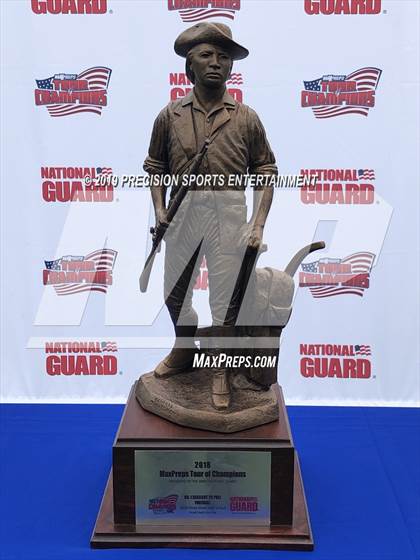 Thumbnail 3 in North Shore TOC Ceremony photogallery.