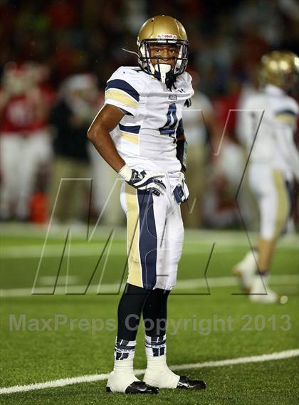 Thumbnail 1 in Mullen @ Regis Jesuit photogallery.