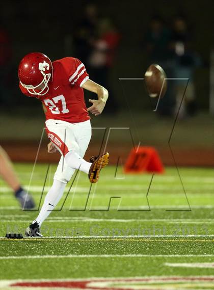 Thumbnail 3 in Mullen @ Regis Jesuit photogallery.