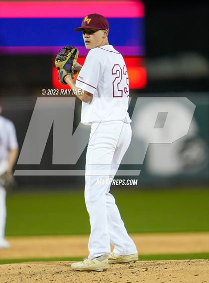 Thumbnail 3 in Rio Vista vs. Vacaville Christian photogallery.