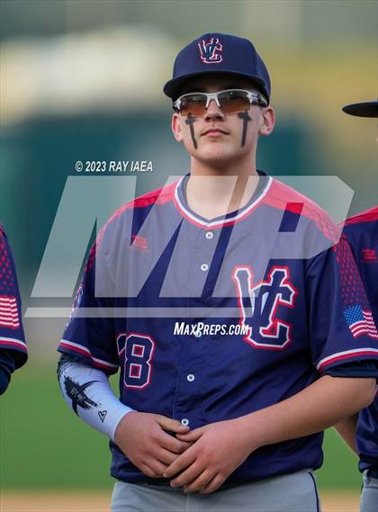 Thumbnail 2 in Rio Vista vs. Vacaville Christian photogallery.