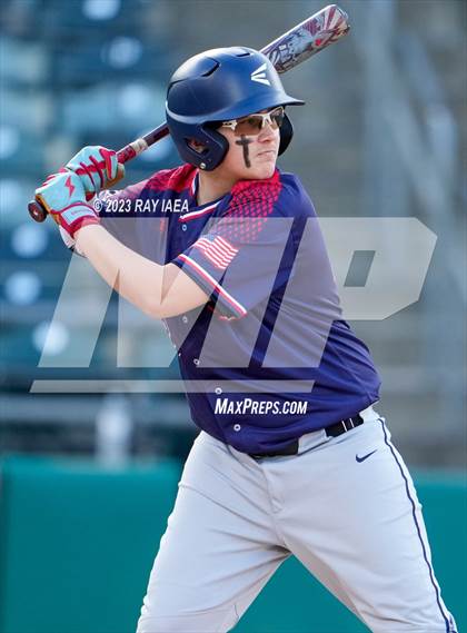 Thumbnail 2 in Rio Vista vs. Vacaville Christian photogallery.