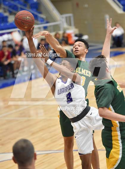 Thumbnail 2 in Holmes vs Warren photogallery.