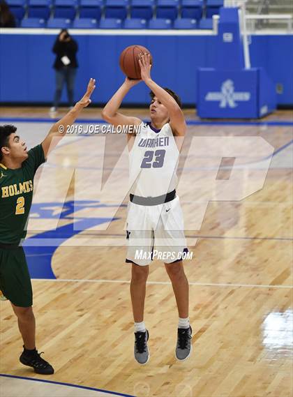 Thumbnail 3 in Holmes vs Warren photogallery.