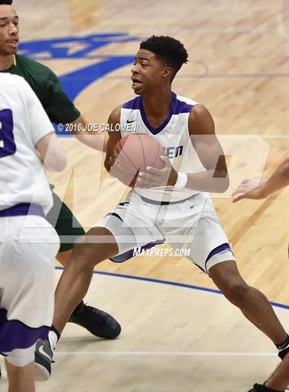 Thumbnail 1 in Holmes vs Warren photogallery.