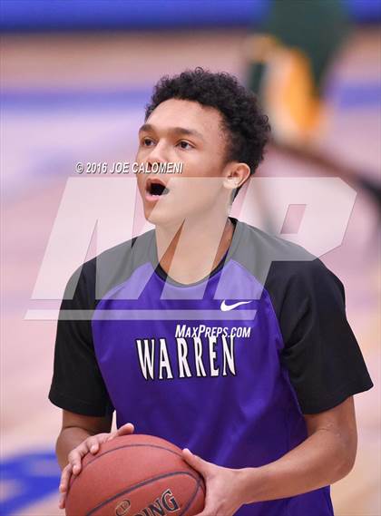 Thumbnail 3 in Holmes vs Warren photogallery.