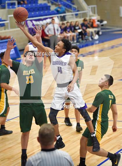 Thumbnail 1 in Holmes vs Warren photogallery.
