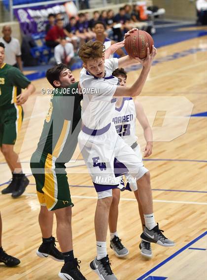 Thumbnail 1 in Holmes vs Warren photogallery.