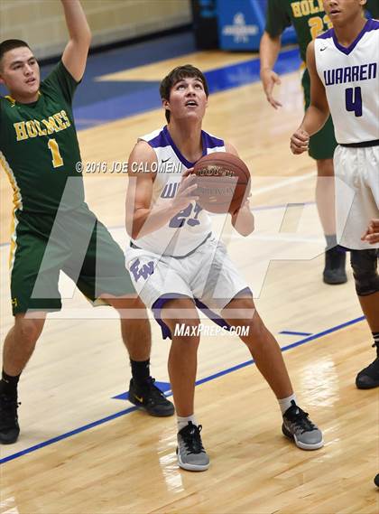 Thumbnail 2 in Holmes vs Warren photogallery.
