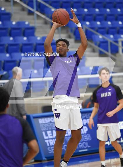 Thumbnail 3 in Holmes vs Warren photogallery.