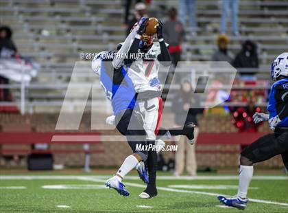 Thumbnail 2 in Lake Taylor vs. Tuscarora (VHSL Class 4 Final) photogallery.