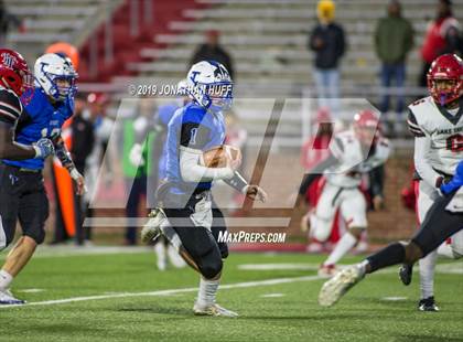 Thumbnail 2 in Lake Taylor vs. Tuscarora (VHSL Class 4 Final) photogallery.