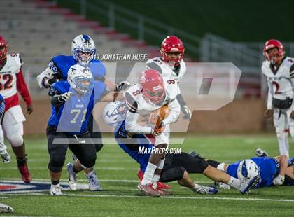 Thumbnail 3 in Lake Taylor vs. Tuscarora (VHSL Class 4 Final) photogallery.