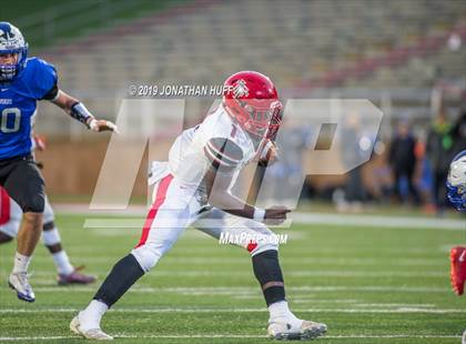 Thumbnail 2 in Lake Taylor vs. Tuscarora (VHSL Class 4 Final) photogallery.