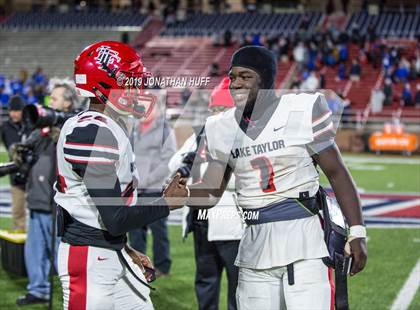 Thumbnail 2 in Lake Taylor vs. Tuscarora (VHSL Class 4 Final) photogallery.