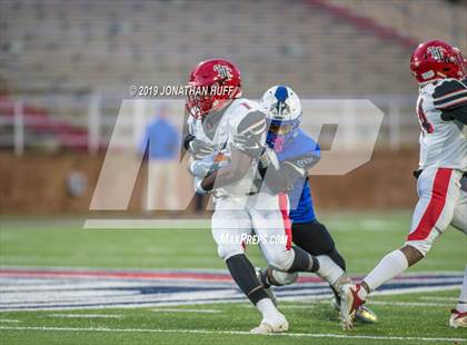 Thumbnail 3 in Lake Taylor vs. Tuscarora (VHSL Class 4 Final) photogallery.