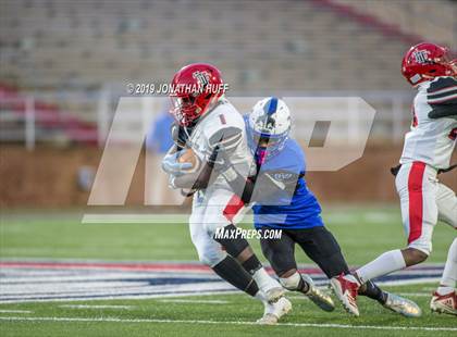 Thumbnail 1 in Lake Taylor vs. Tuscarora (VHSL Class 4 Final) photogallery.