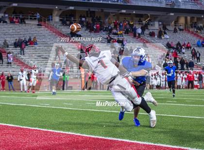 Thumbnail 1 in Lake Taylor vs. Tuscarora (VHSL Class 4 Final) photogallery.