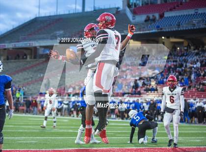 Thumbnail 2 in Lake Taylor vs. Tuscarora (VHSL Class 4 Final) photogallery.