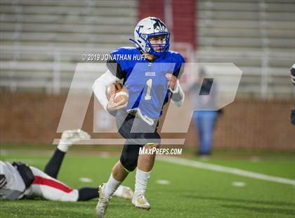 Thumbnail 3 in Lake Taylor vs. Tuscarora (VHSL Class 4 Final) photogallery.