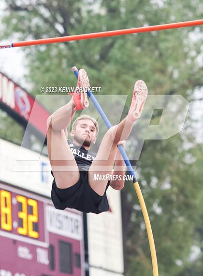 Thumbnail 2 in CHSAA Track and Field 3A Championships (Boys Pole Vault)  photogallery.