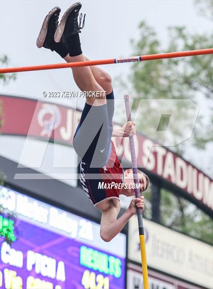 Thumbnail 3 in CHSAA Track and Field 3A Championships (Boys Pole Vault)  photogallery.