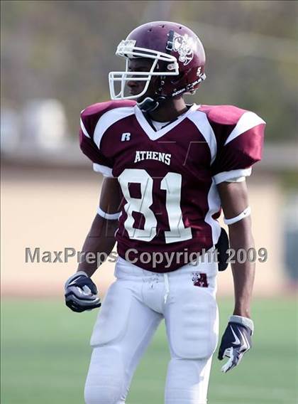 Thumbnail 2 in Athens vs. La Vega (Texas Bi-District Playoffs) photogallery.