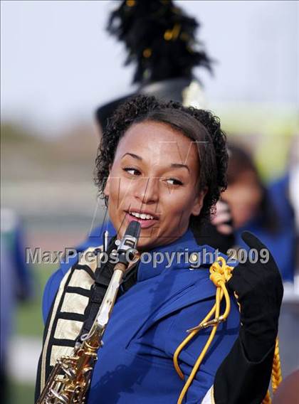 Thumbnail 1 in Athens vs. La Vega (Texas Bi-District Playoffs) photogallery.