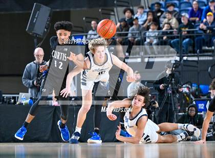 Thumbnail 2 in Curtis vs. Olympia (WIAA 4A Final) photogallery.
