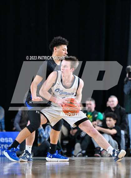Thumbnail 2 in Curtis vs. Olympia (WIAA 4A Final) photogallery.