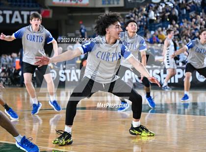 Thumbnail 1 in Curtis vs. Olympia (WIAA 4A Final) photogallery.