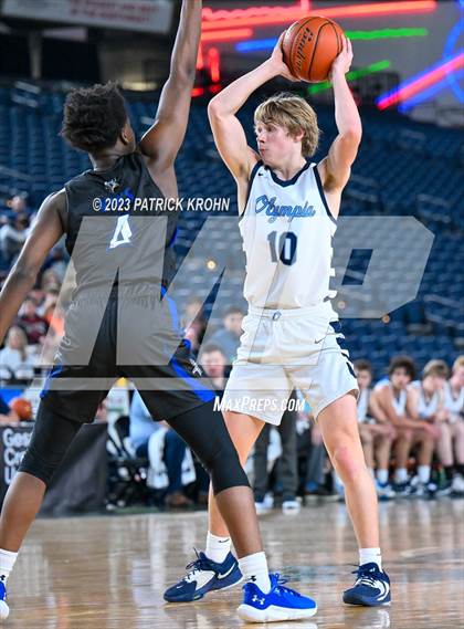 Thumbnail 1 in Curtis vs. Olympia (WIAA 4A Final) photogallery.