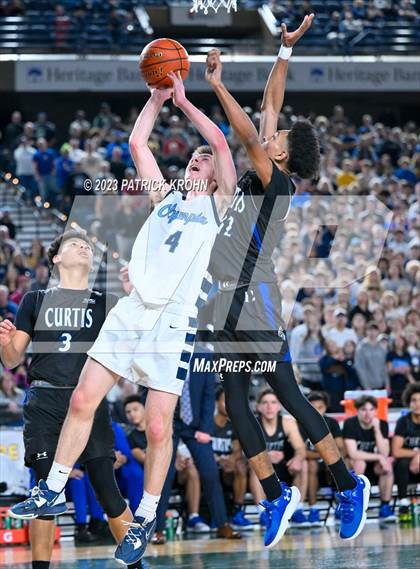 Thumbnail 1 in Curtis vs. Olympia (WIAA 4A Final) photogallery.