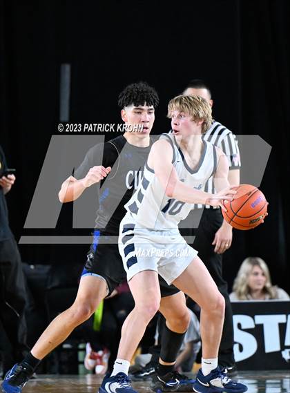 Thumbnail 2 in Curtis vs. Olympia (WIAA 4A Final) photogallery.