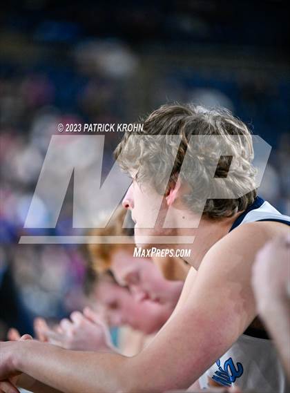 Thumbnail 2 in Curtis vs. Olympia (WIAA 4A Final) photogallery.